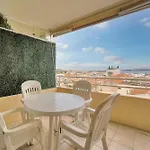 Upstays Sea View Pool 37M2 Apartment Апартаменты *