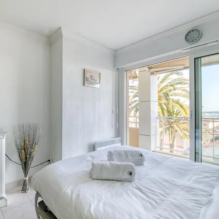 Immogroom - Sea View - Swimming Pool - Terrace- Clim Apartment