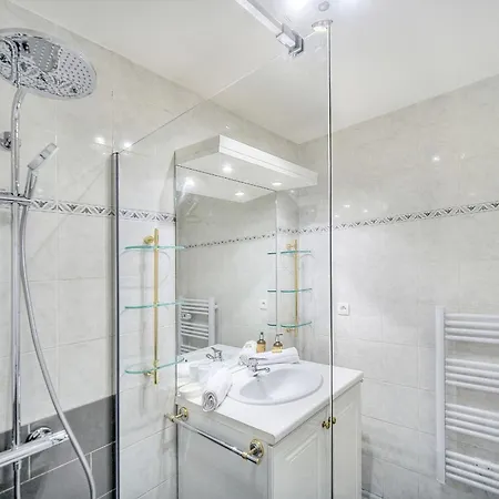 Upstays Sea View Pool 37m2 Cannes